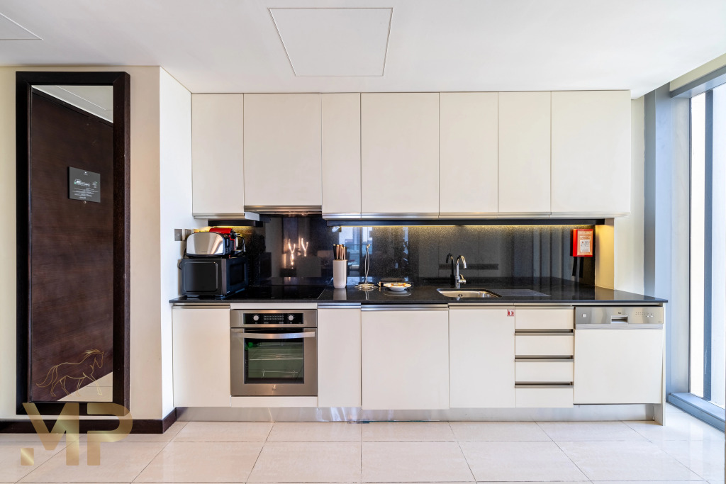 Дубай: Апартаменты Marco Polo Chic 1BR in Marina Hub Expansive Balcony