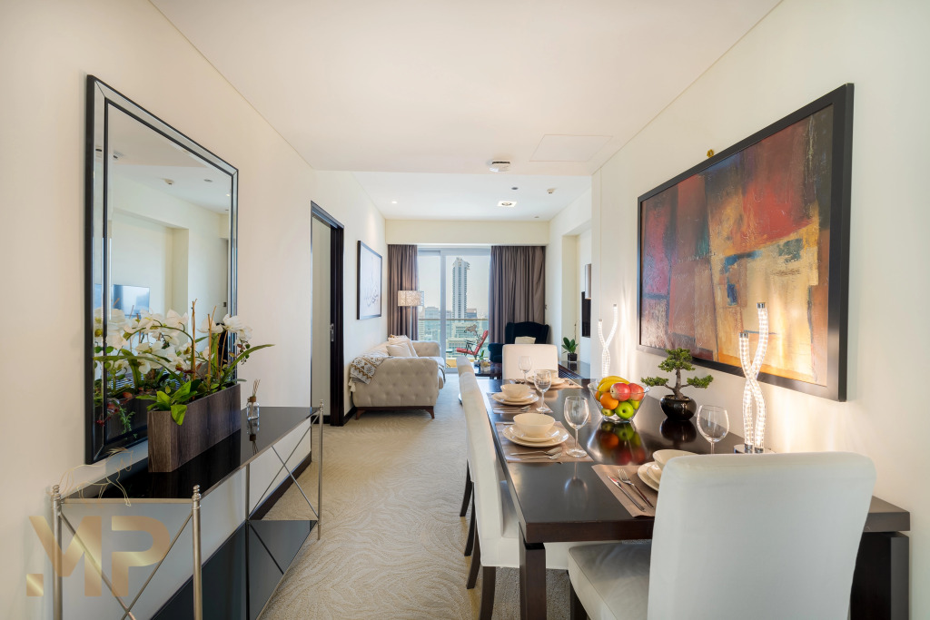 Дубай: Апартаменты Marco Polo Chic 1BR in Marina Hub Expansive Balcony