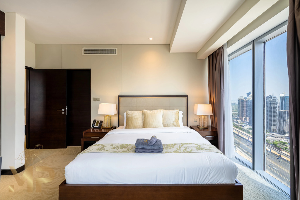 Дубай: Апартаменты Marco Polo Chic 1BR in Marina Hub Expansive Balcony