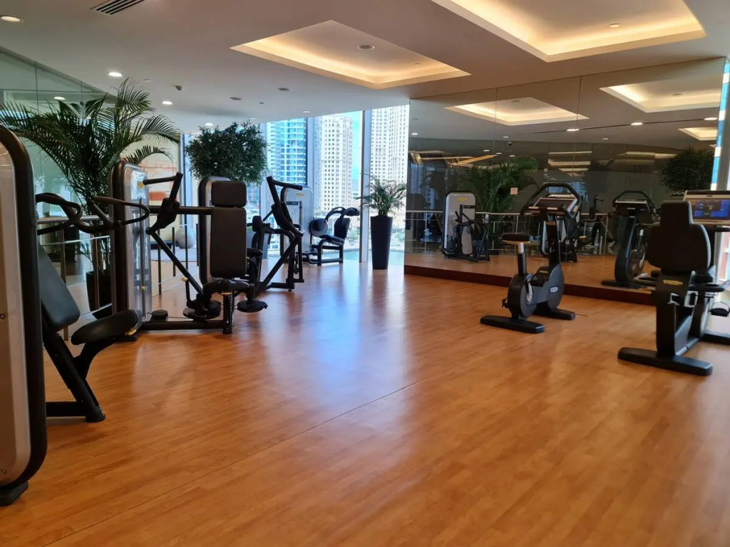 Дубай: Апартаменты Marco Polo Chic 1BR in Marina Hub Expansive Balcony