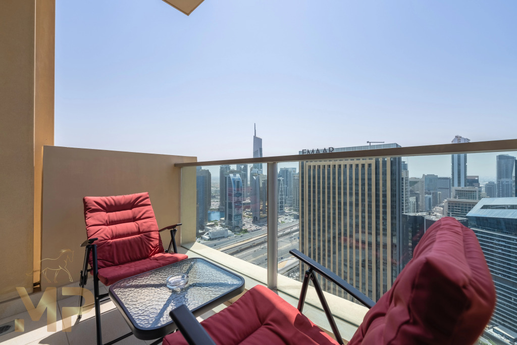 Дубай: Апартаменты Marco Polo Chic 1BR in Marina Hub Expansive Balcony