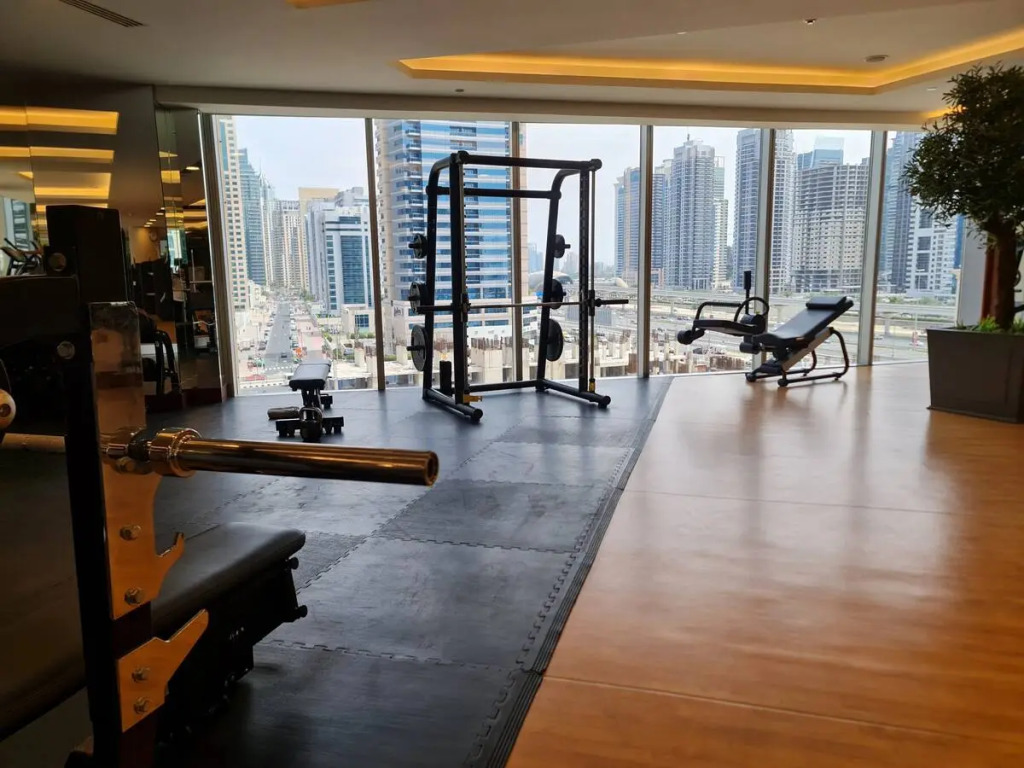 Дубай: Апартаменты Marco Polo Chic 1BR in Marina Hub Expansive Balcony