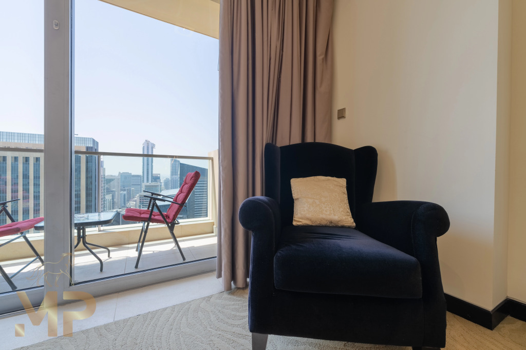 Дубай: Апартаменты Marco Polo Chic 1BR in Marina Hub Expansive Balcony
