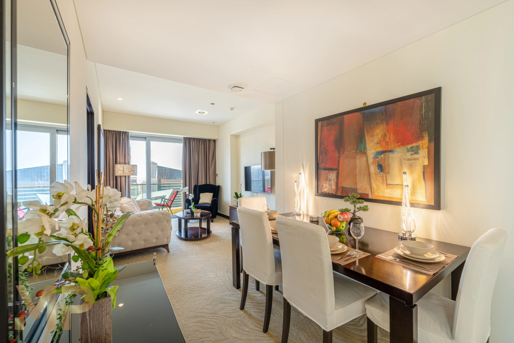 Дубай: Апартаменты Marco Polo Chic 1BR in Marina Hub Expansive Balcony