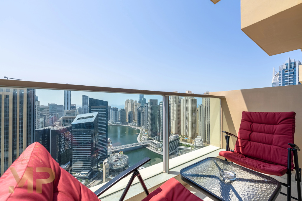 Дубай: Апартаменты Marco Polo Chic 1BR in Marina Hub Expansive Balcony