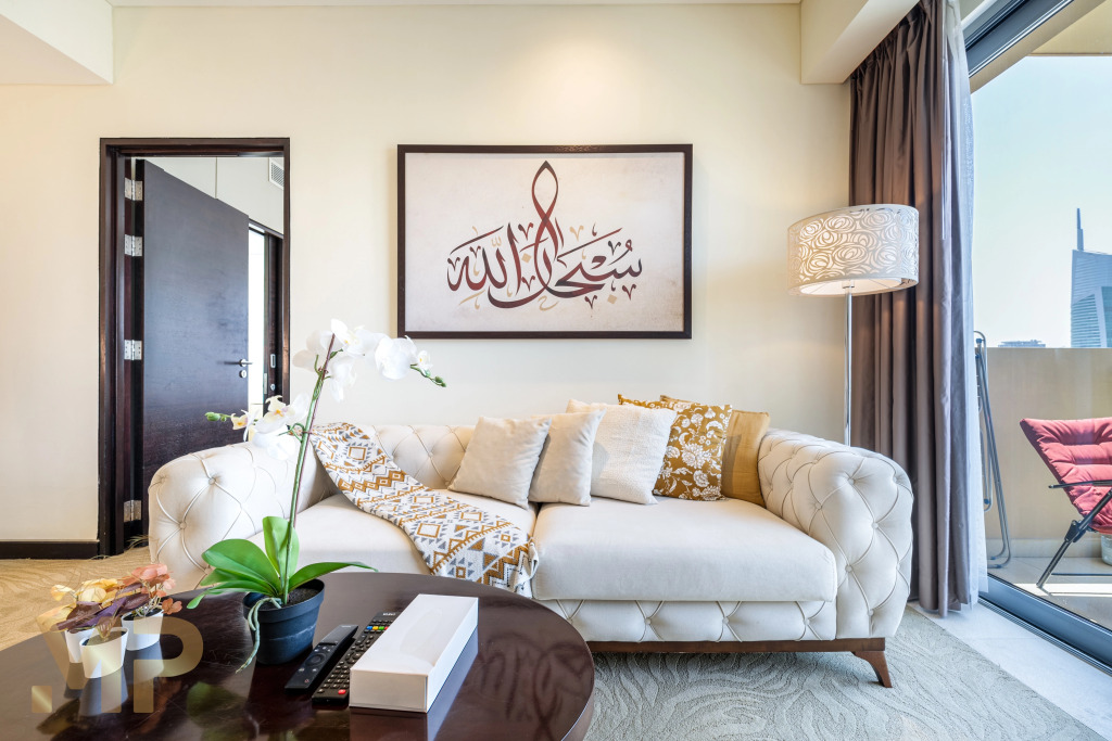 Дубай: Апартаменты Marco Polo Chic 1BR in Marina Hub Expansive Balcony