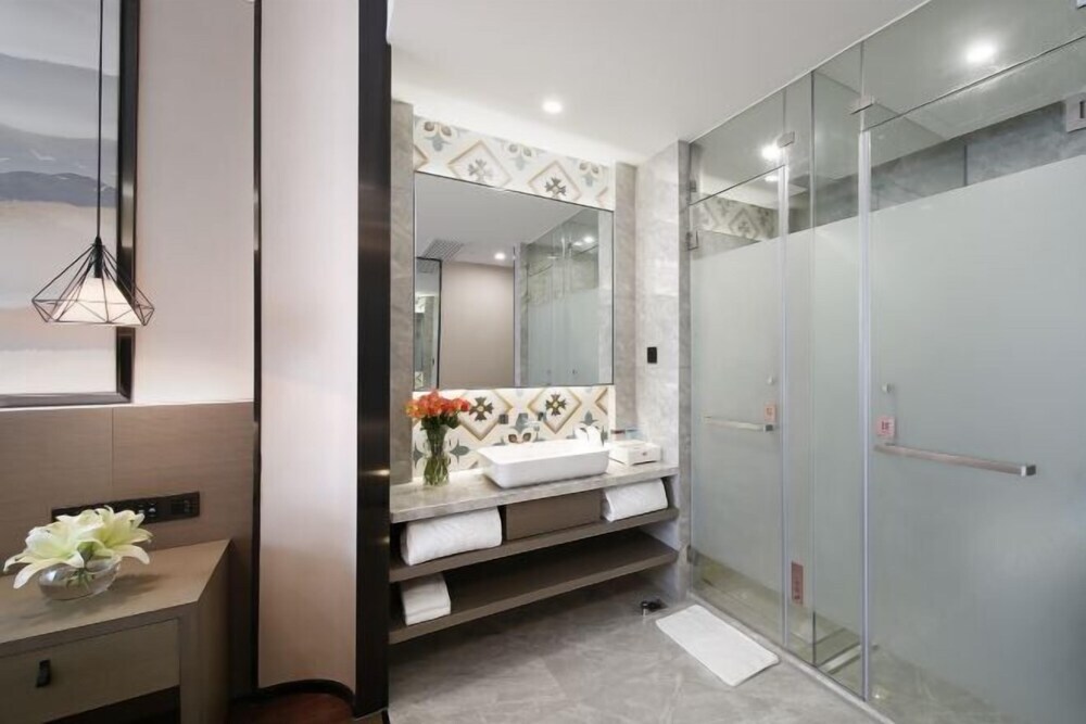 Сямынь: E-Share Hotel (Xiamen Hujing)