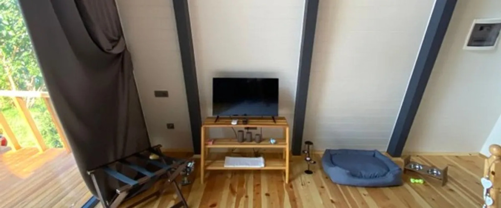 Адрасан: Grey Home