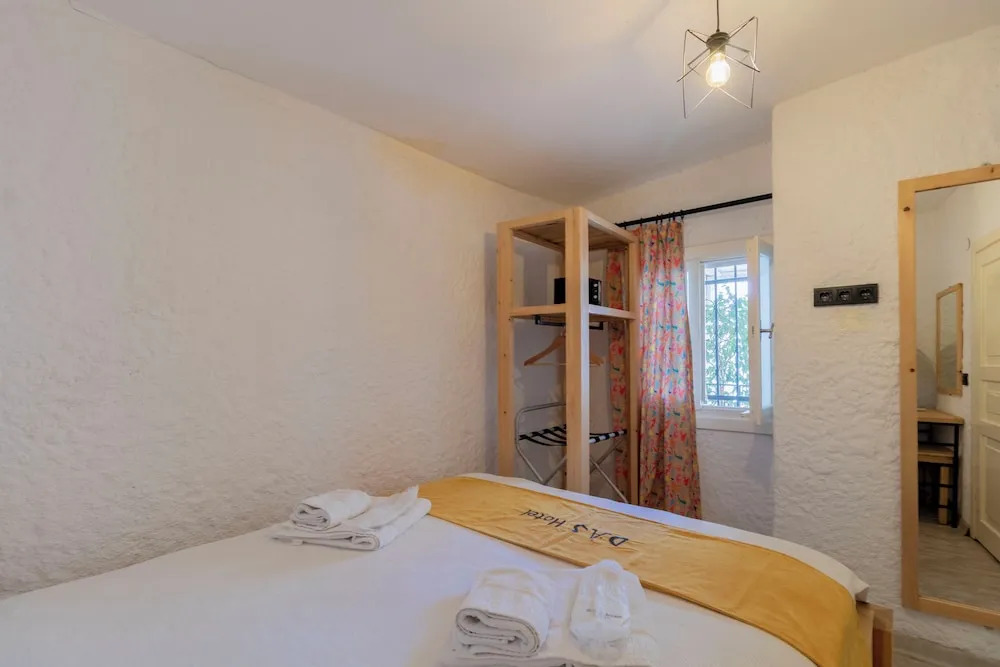 Чешме: Das Hotel