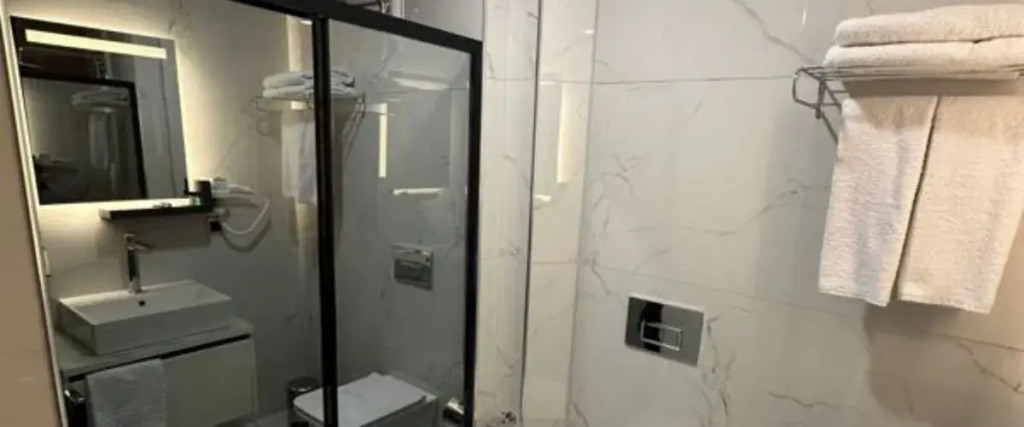 Гереде: Ren Business Hotel