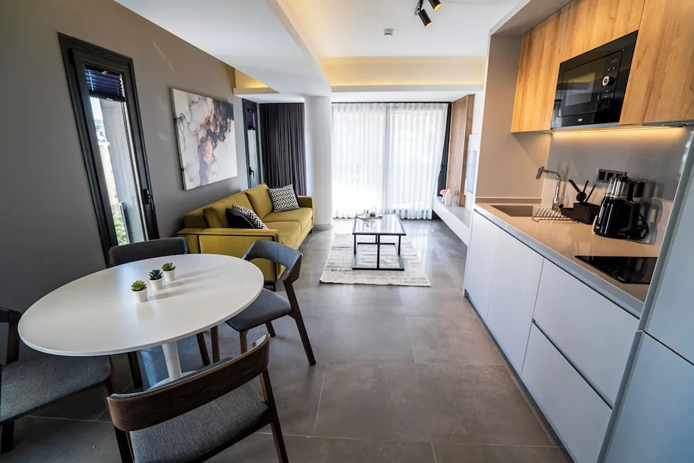 Чешме: Ayayorgi Homes & Suites