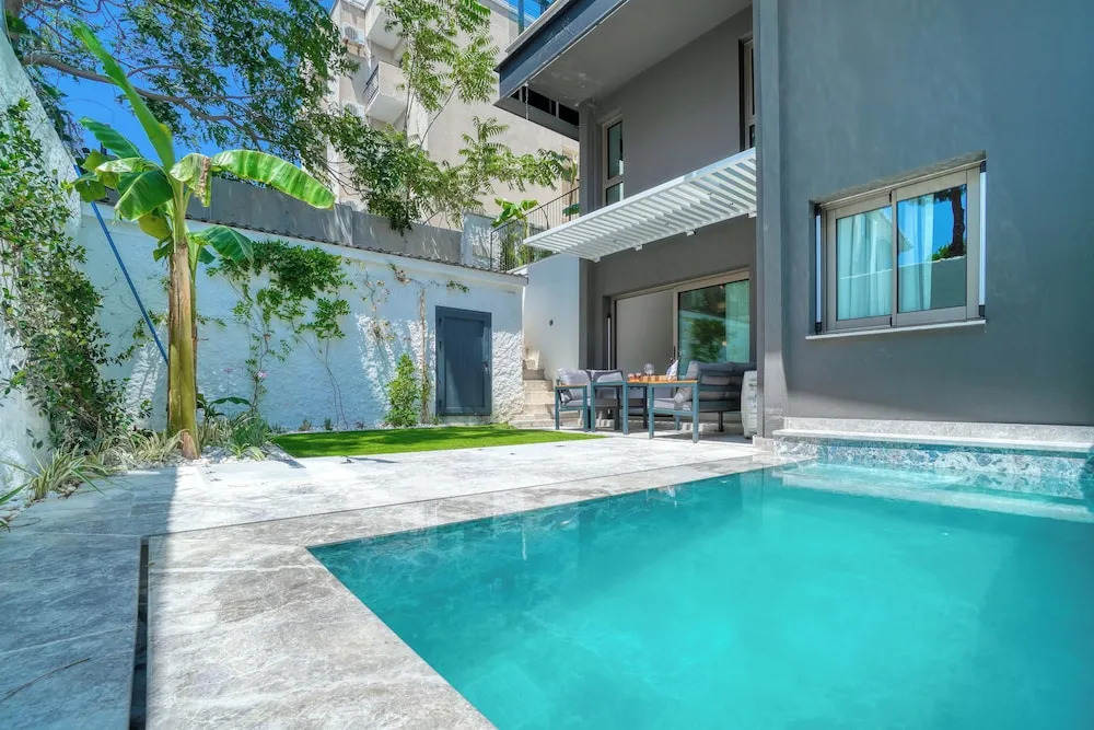 Чешме: Ayayorgi Homes & Suites