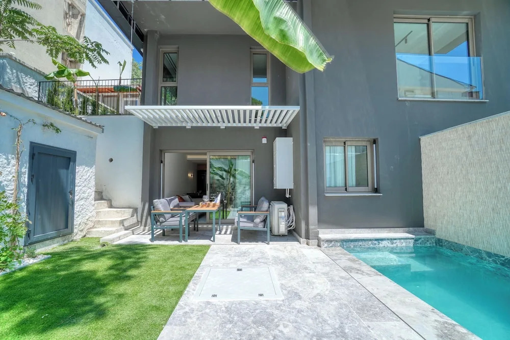 Чешме: Ayayorgi Homes & Suites