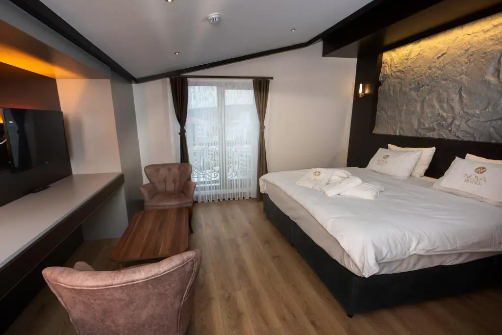 Дериндже: The Nova Hotel