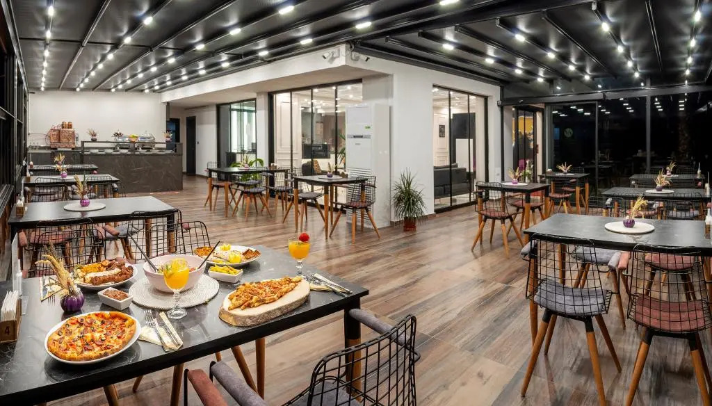 Дериндже: The Nova Hotel