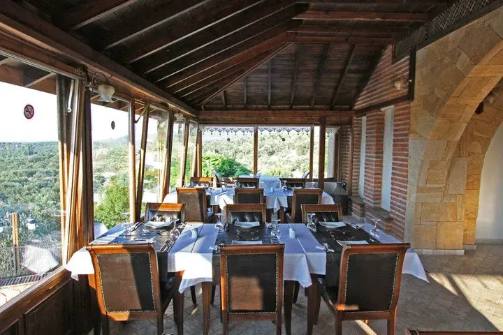 Эдремит: Daidalos Otel Burhaniye