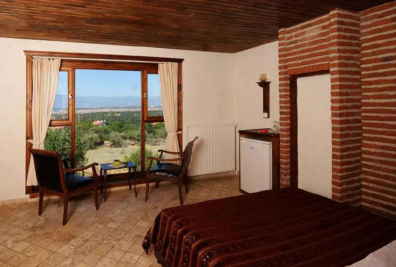 Эдремит: Daidalos Otel Burhaniye