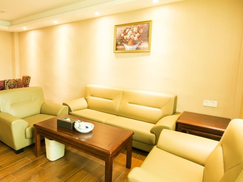 Цзеян: GreenTree Inn PuNing International Commodity City Hotel