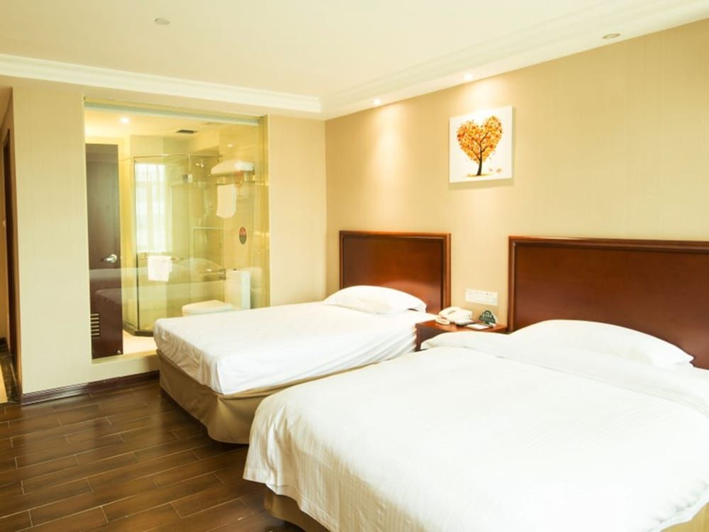 Цзеян: GreenTree Inn PuNing International Commodity City Hotel