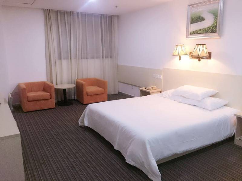 Пекин: Super 8 Hotel Beijing Jiu Long