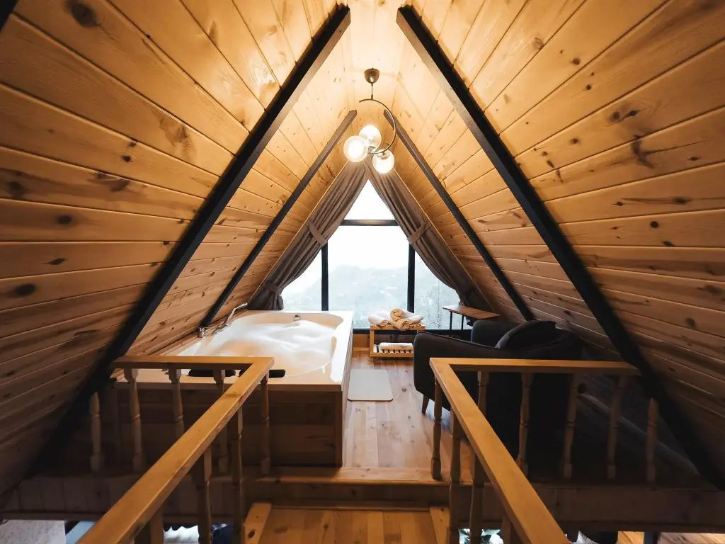 Хопа: North Suit Dag Evi