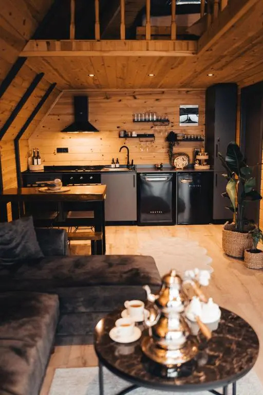 Хопа: North Suit Dag Evi