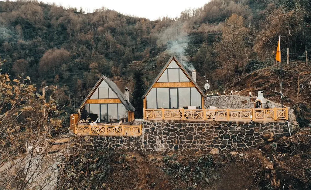 Хопа: North Suit Dag Evi