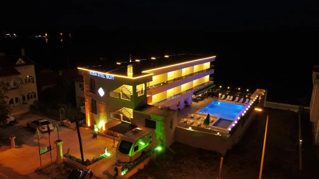 Хошкей: Edda Otel & Suite