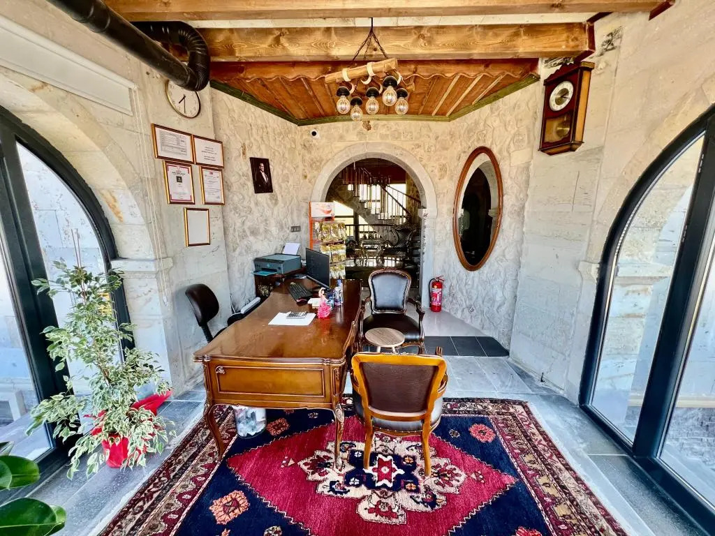Учисар: Incebey Konak Cappadoci̇a