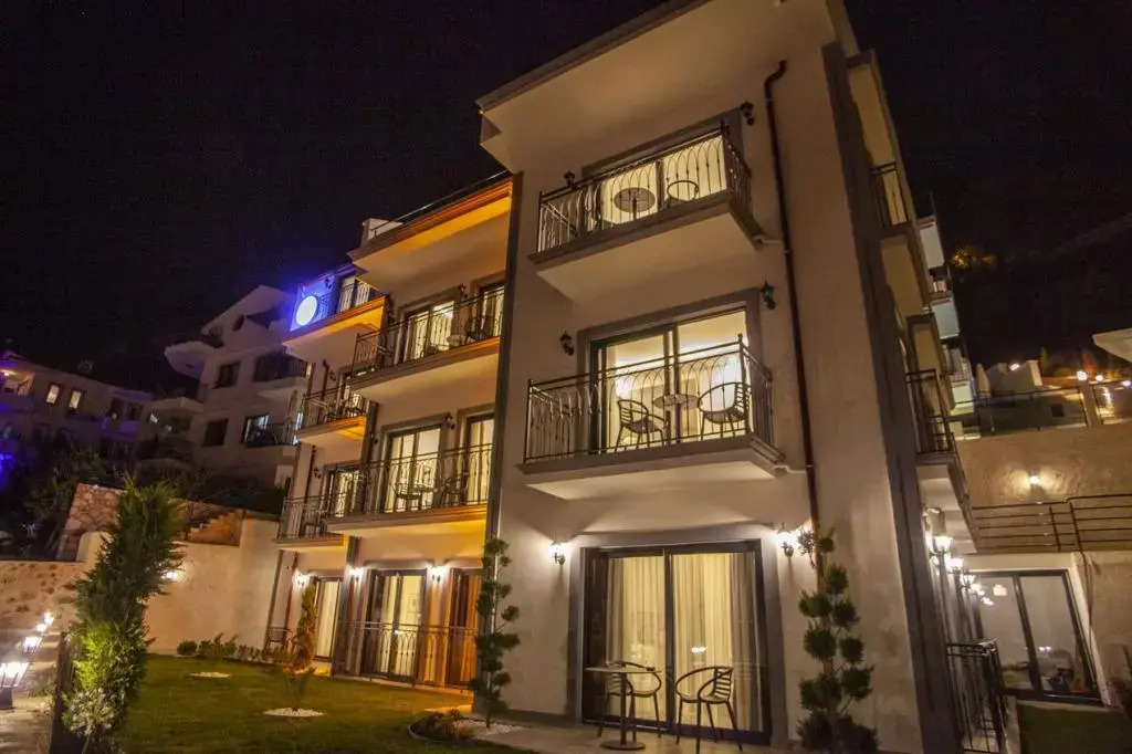Калкан: Lobelya Suites