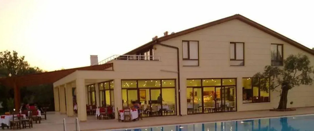 Алтынолук: Papazlık Han Beach Otel