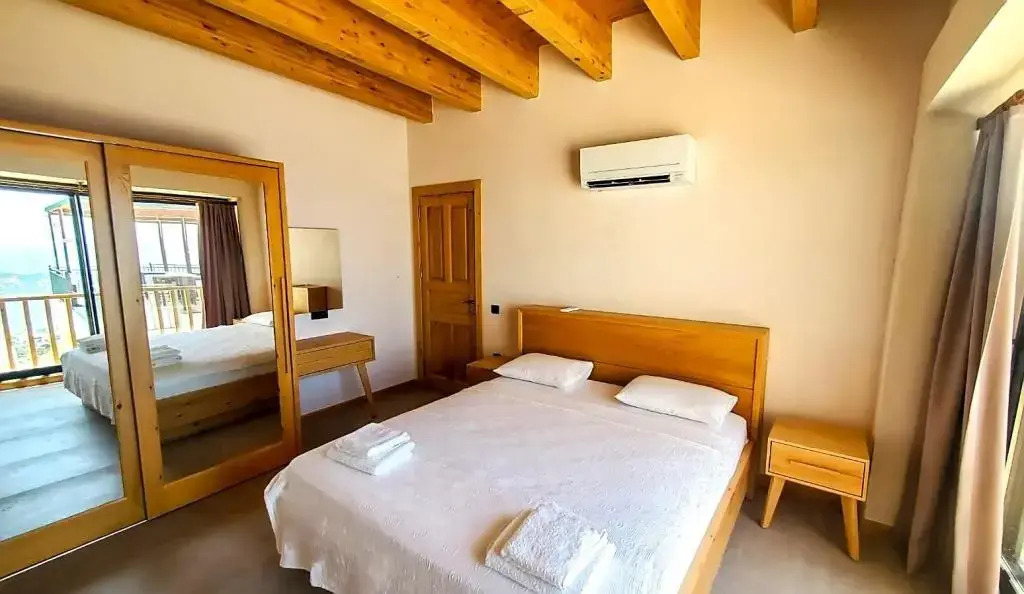 Каш: Kaleli Deluxe Homes