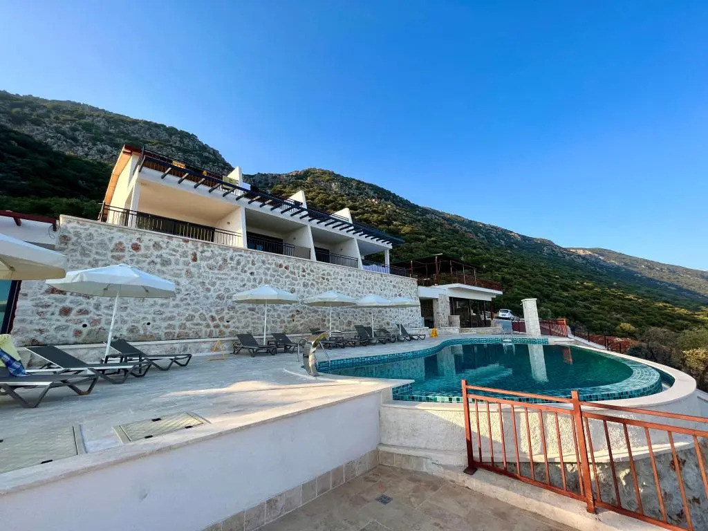 Каш: Kaleli Deluxe Homes