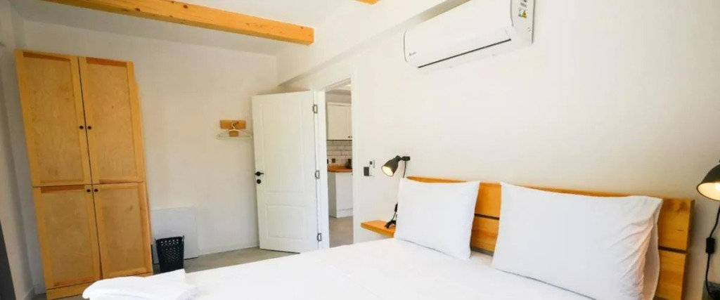 Дальян: Meva Houses