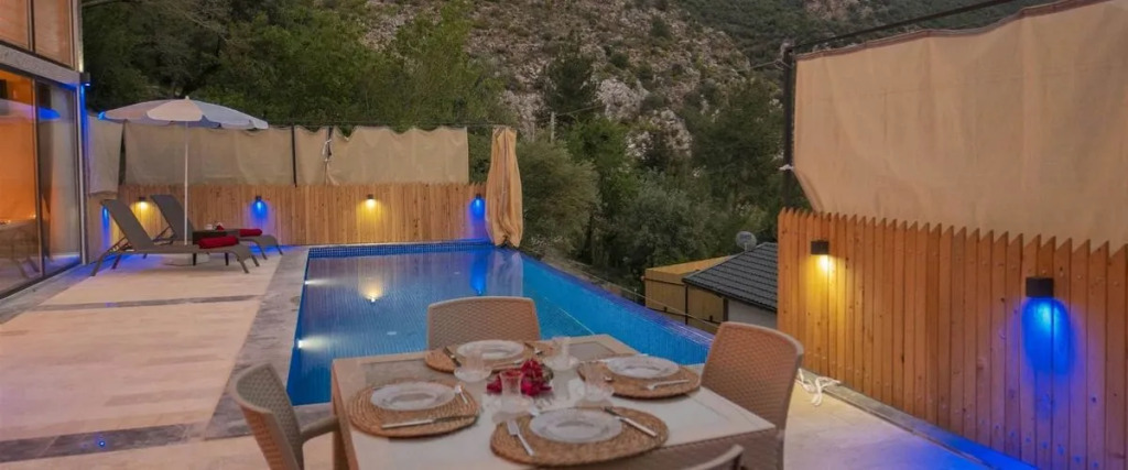 Исламлар: Villa Asel Islamlar