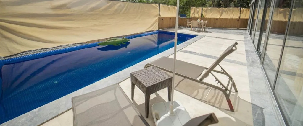 Исламлар: Villa Asel Islamlar
