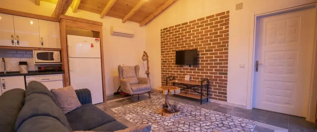 Исламлар: Villa Asel Islamlar