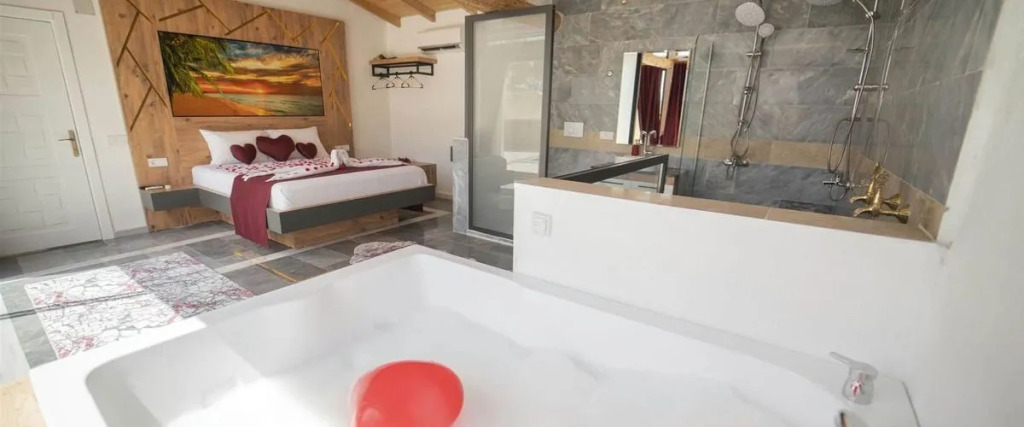 Исламлар: Villa Asel Islamlar