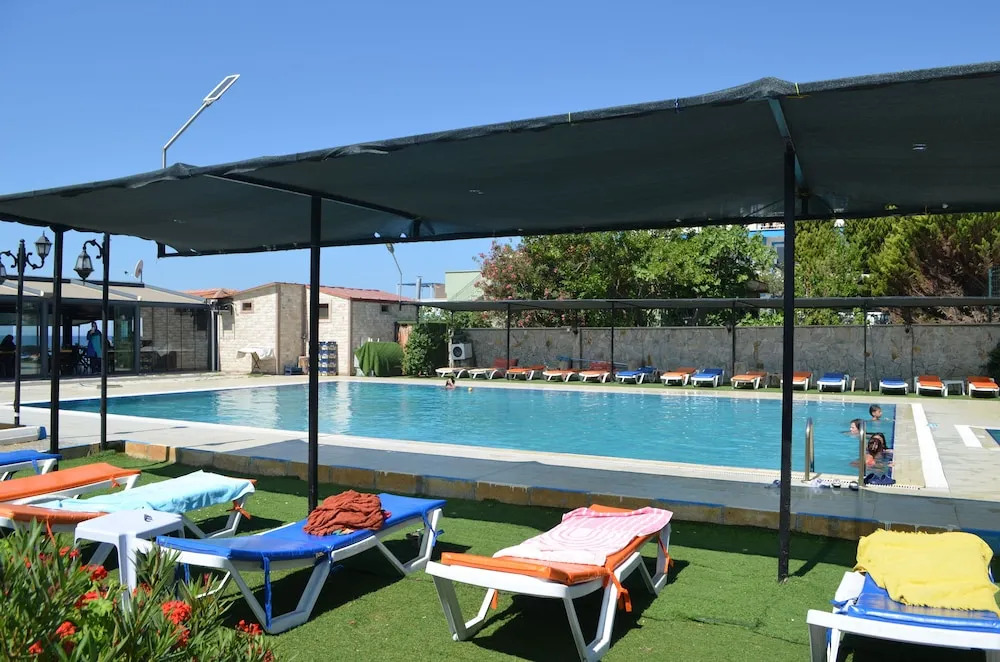 Кучуккую: Koç Tatil Köyü