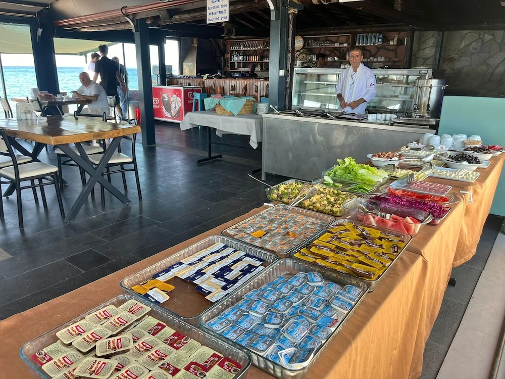 Кучуккую: Koç Tatil Köyü