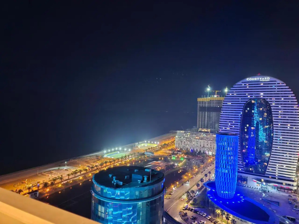 Батуми: Отель в Батуми Orbi City