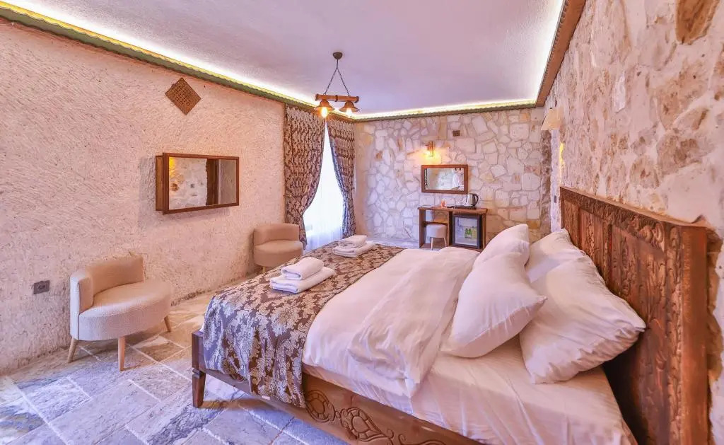carousel image 3