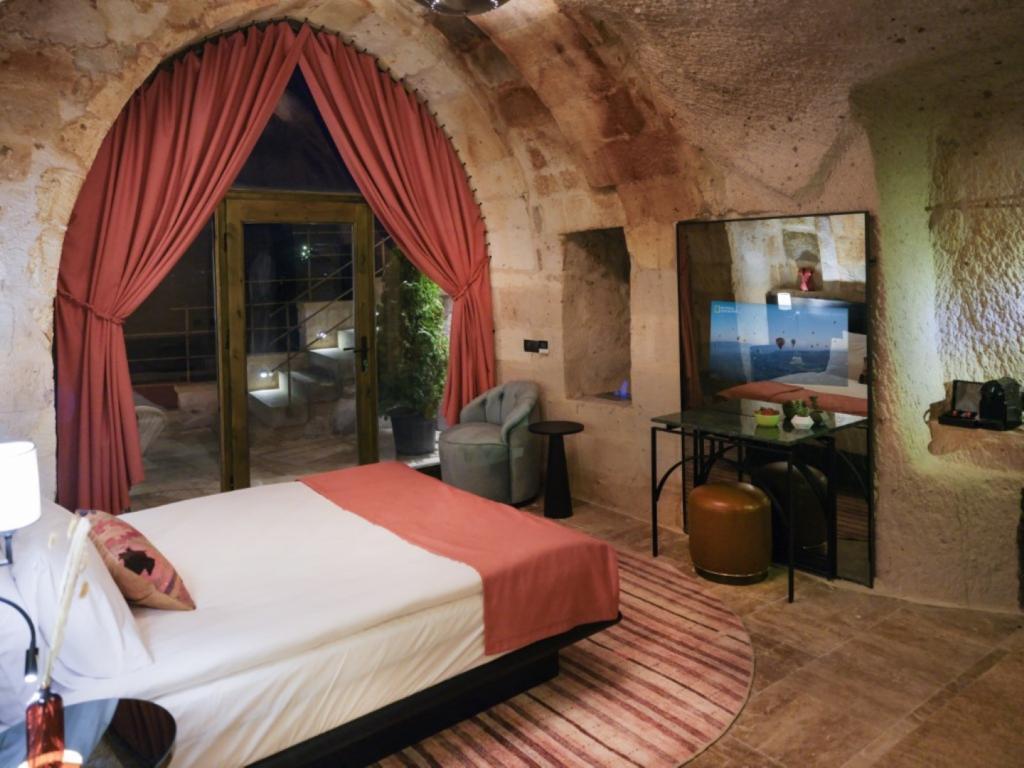 Учисар: Very Peri Cappadocia