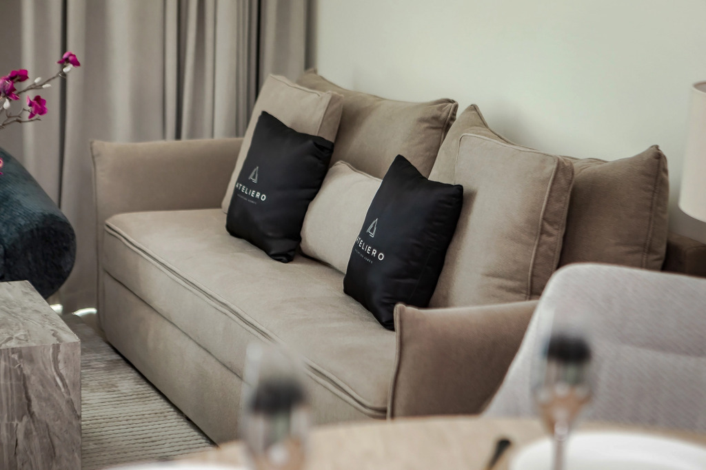 Дубай: Апартаменты Stylish 1BR at Binghatti Corner JVC