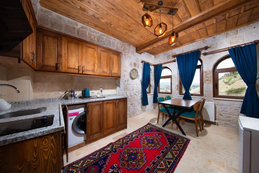 Ургуп: Black Stove Cappadocia