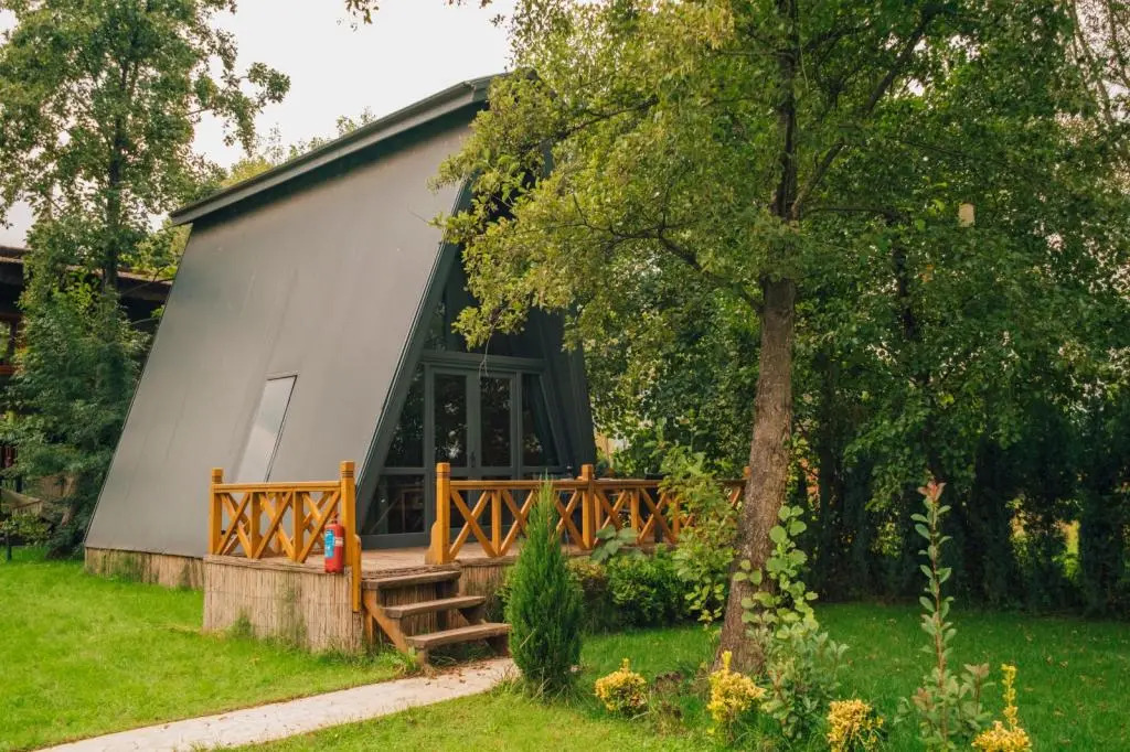Янык: Dedeman Village Sapanca