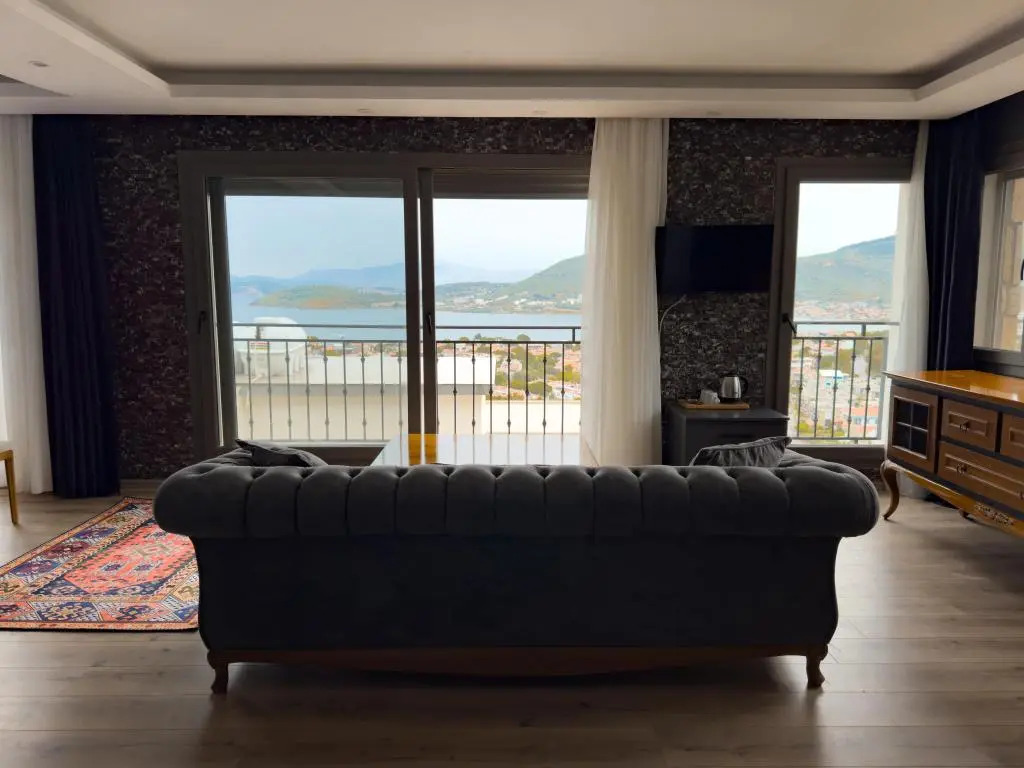 Helvaci: Paska Hotel Yeni Foca