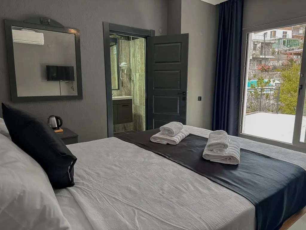 Helvaci: Paska Hotel Yeni Foca