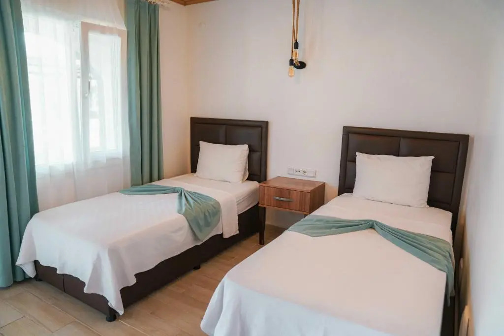Сыгаджик: Tahsin Ar Tatil Koyu Seferihisar