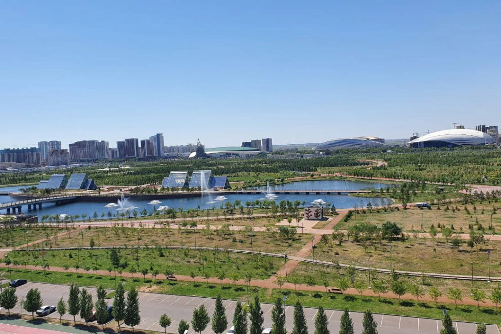 Астана: Yes Botanical Apartments (Йес Ботаникал Апартментс)